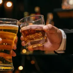 Co jest zdrowsze: piwo czy wódka? Porównanie wpływu na zdrowie